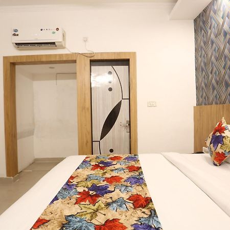 ניו דלהי Backpackers - Ink Hotels Delhi Airport By Ss Group מראה חיצוני תמונה