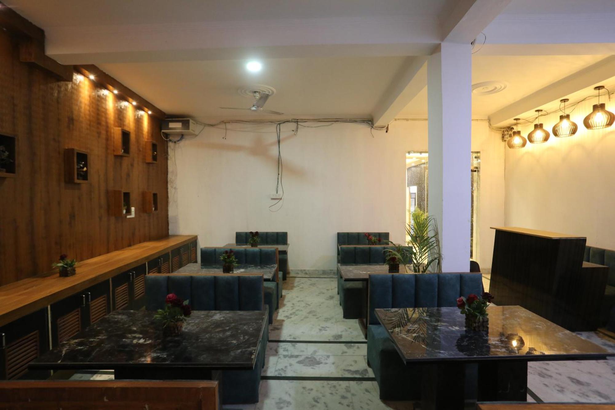 ניו דלהי Backpackers - Ink Hotels Delhi Airport By Ss Group מראה חיצוני תמונה