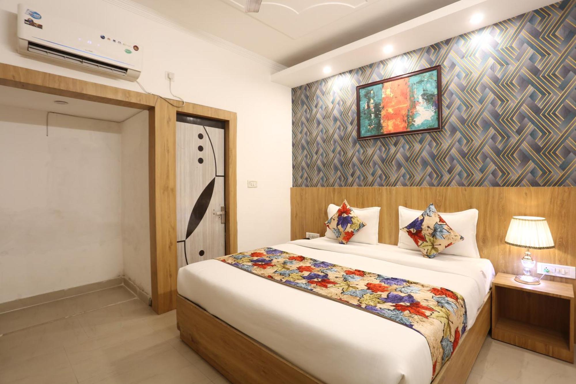 ניו דלהי Backpackers - Ink Hotels Delhi Airport By Ss Group מראה חיצוני תמונה