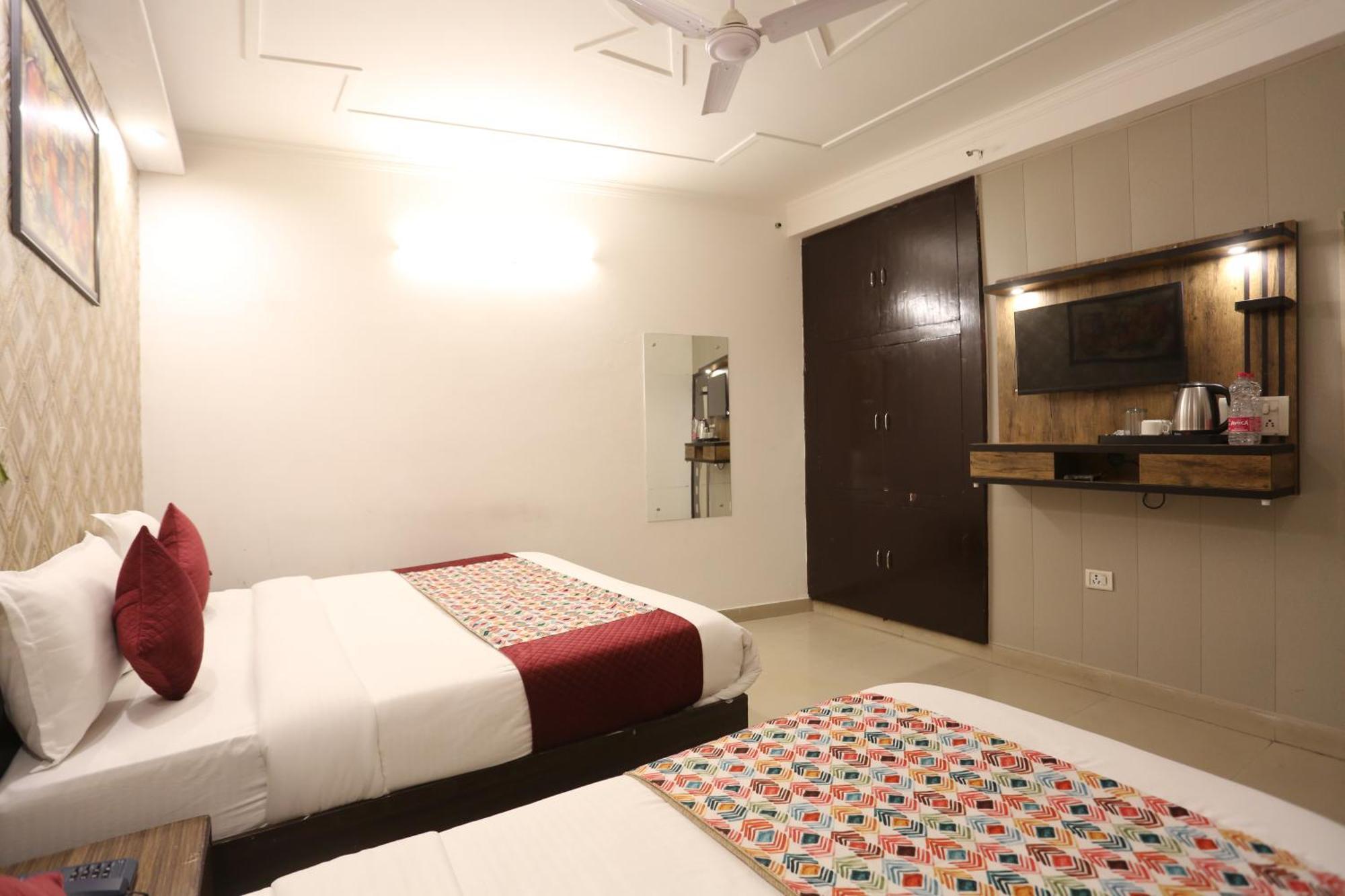 ניו דלהי Backpackers - Ink Hotels Delhi Airport By Ss Group מראה חיצוני תמונה
