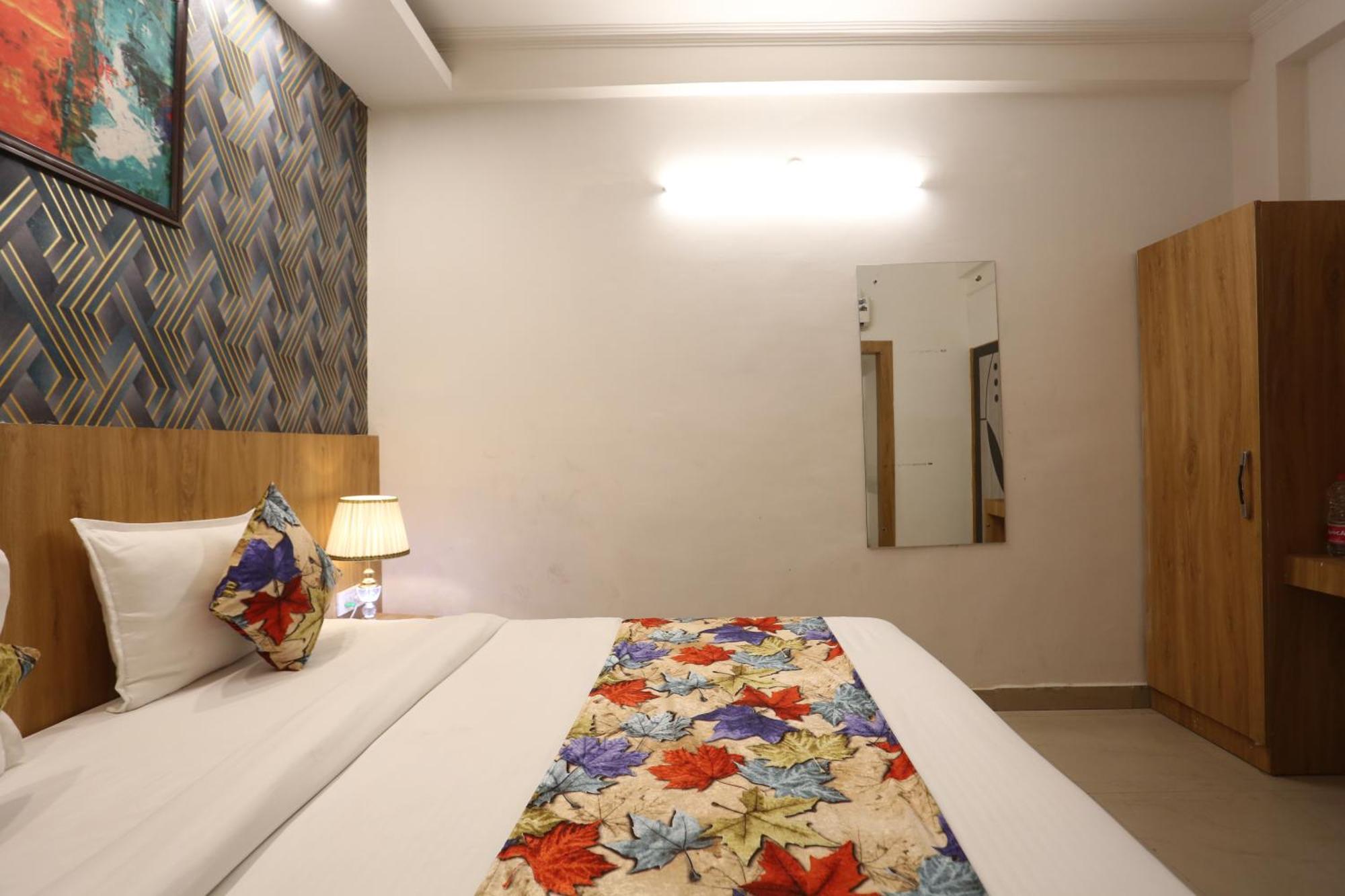 ניו דלהי Backpackers - Ink Hotels Delhi Airport By Ss Group מראה חיצוני תמונה