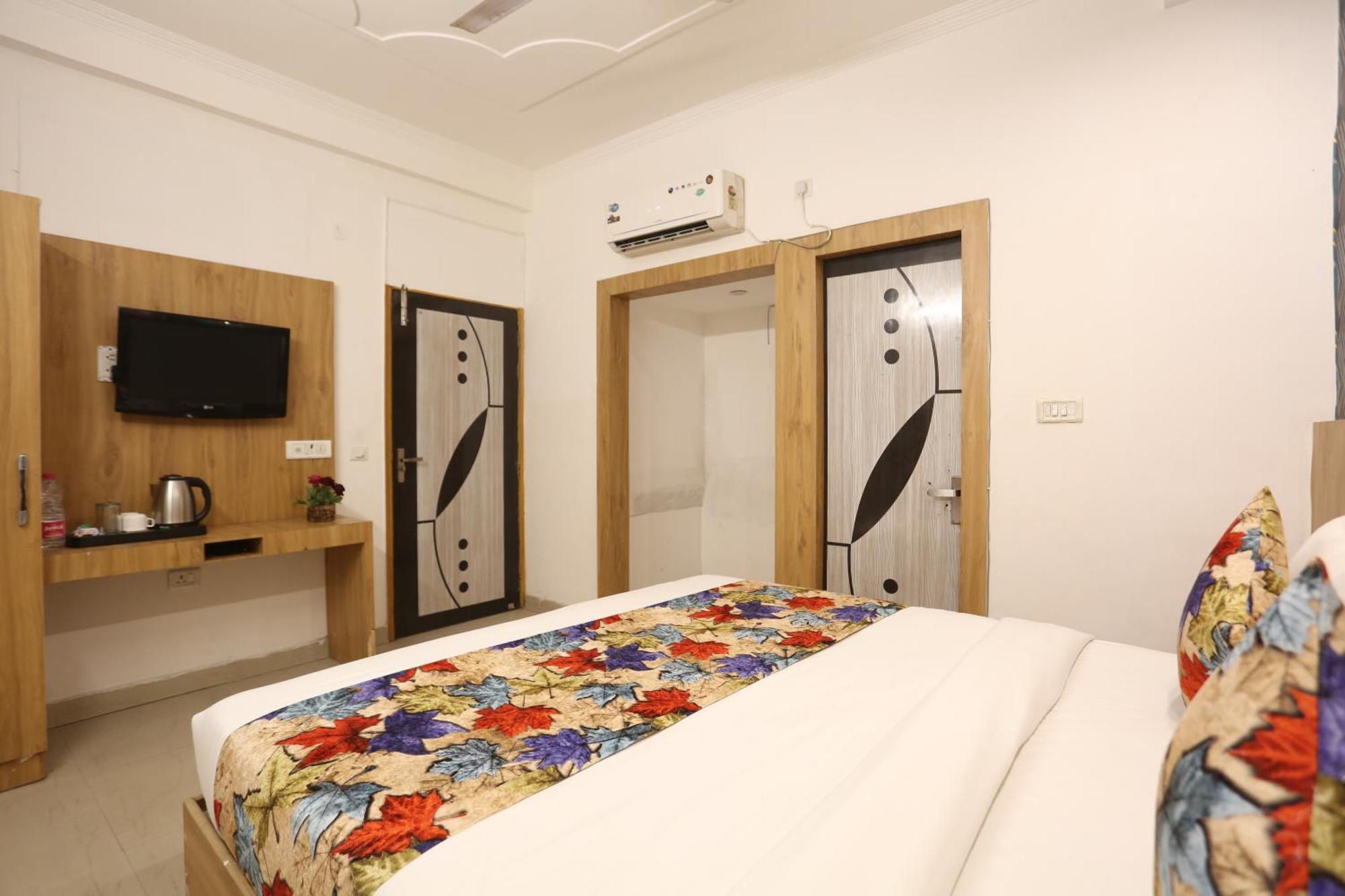 ניו דלהי Backpackers - Ink Hotels Delhi Airport By Ss Group מראה חיצוני תמונה