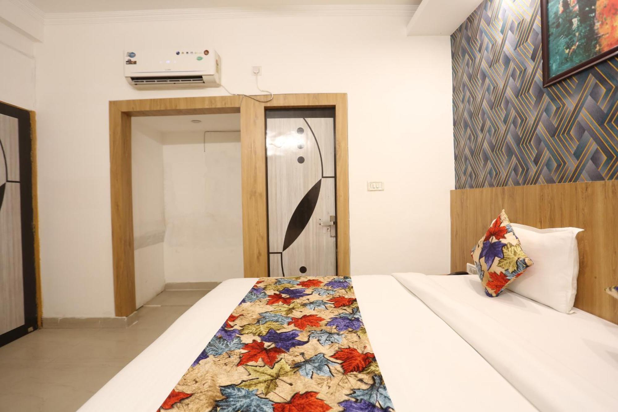 ניו דלהי Backpackers - Ink Hotels Delhi Airport By Ss Group מראה חיצוני תמונה