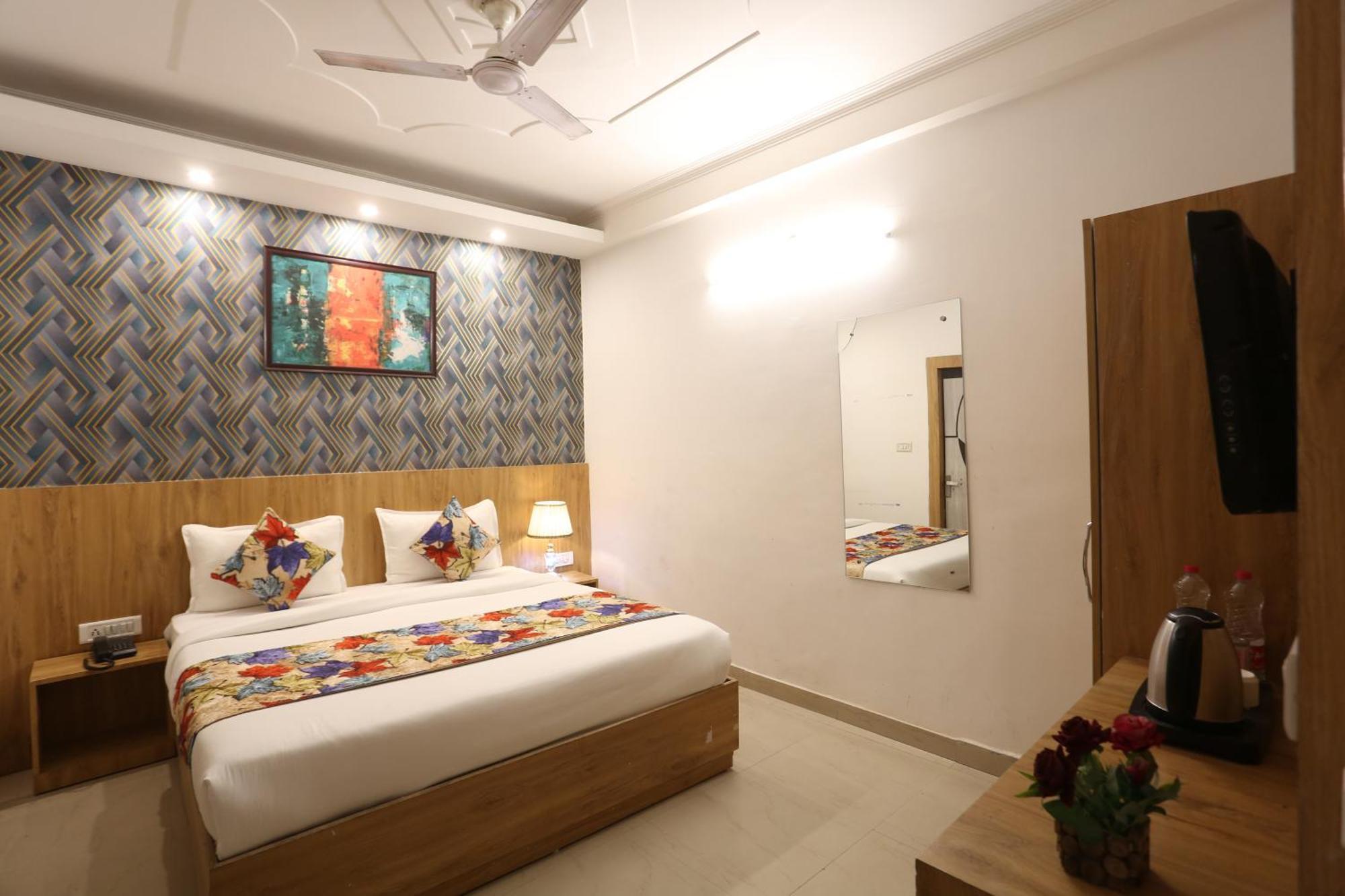 ניו דלהי Backpackers - Ink Hotels Delhi Airport By Ss Group מראה חיצוני תמונה
