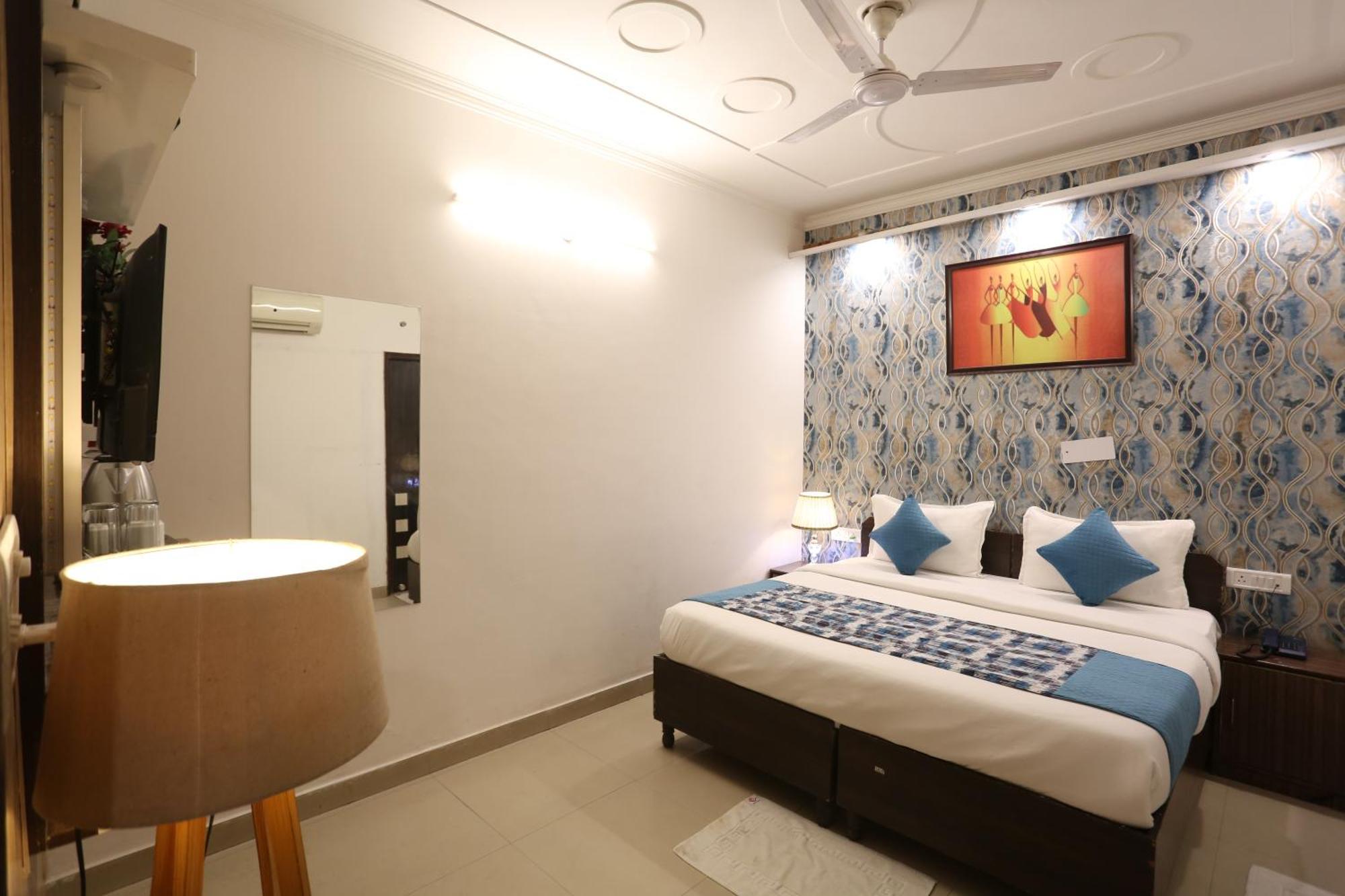 ניו דלהי Backpackers - Ink Hotels Delhi Airport By Ss Group מראה חיצוני תמונה