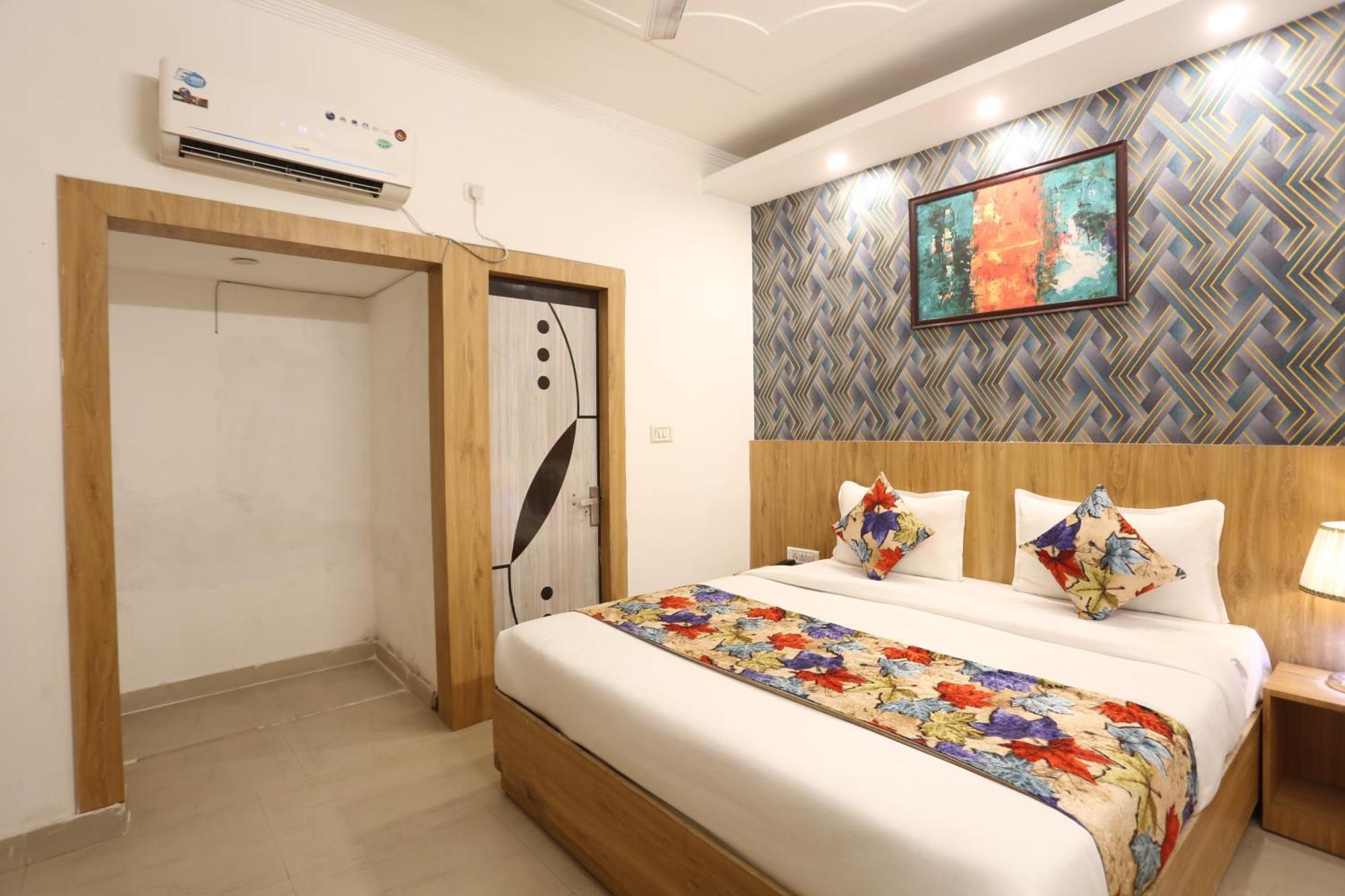 ניו דלהי Backpackers - Ink Hotels Delhi Airport By Ss Group מראה חיצוני תמונה